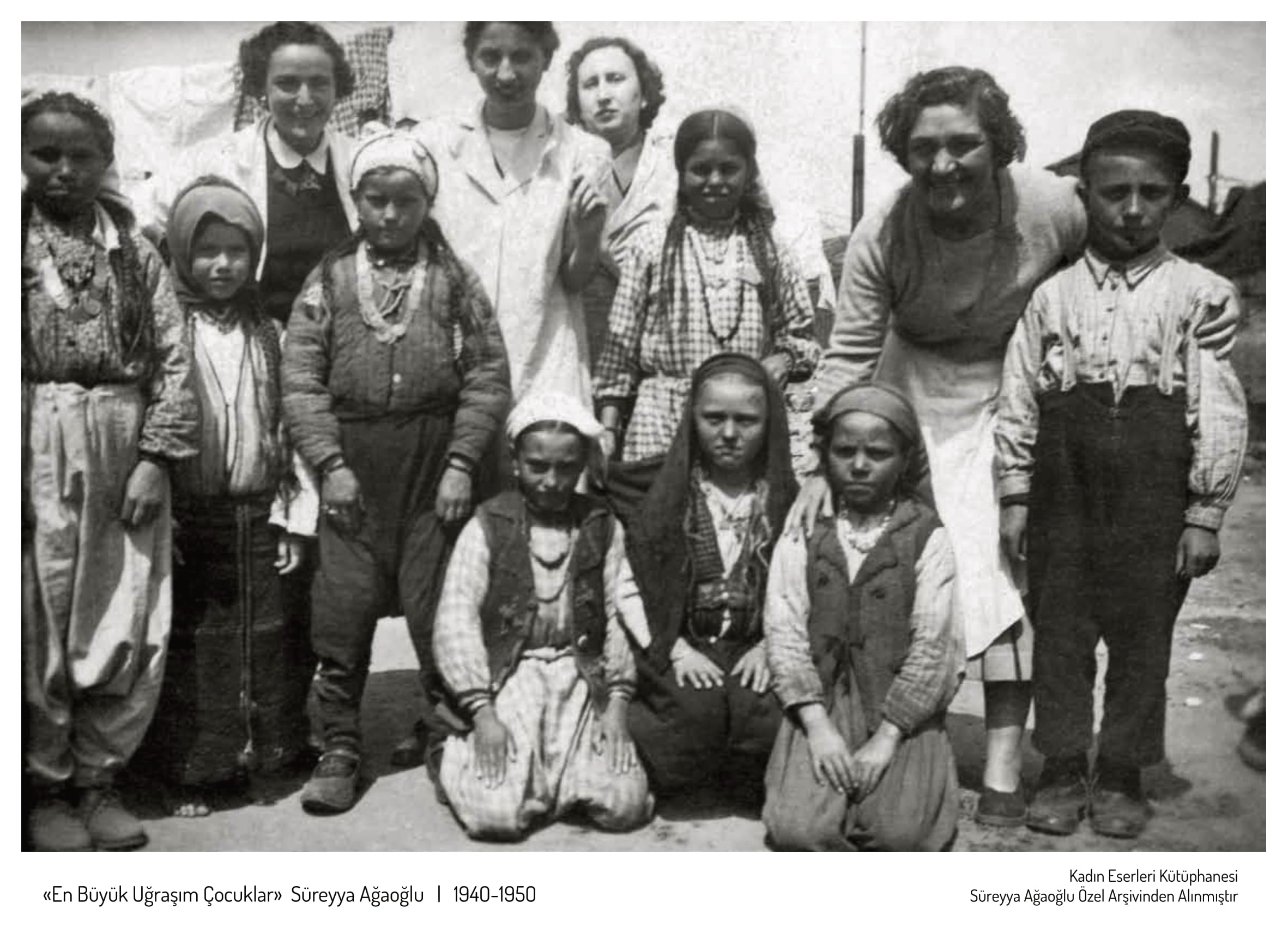 Süreyya Ağaoğlu Mülteci Çocuklarla (1948)